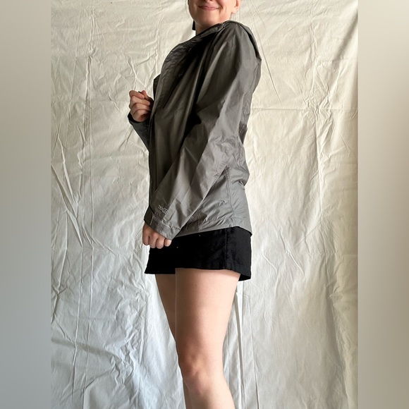 L.L. Bean Raincoat - Picture 5 of 13